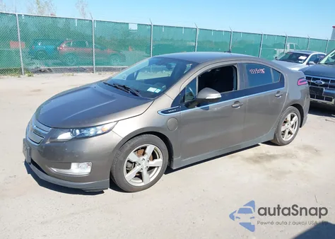 2014 Chevrolet Volt z USA, uszkodzony, nr VIN 1G1RA6E45EU133025